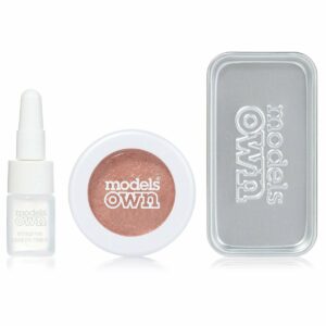 Colour Chrome Eyeshadow Kit