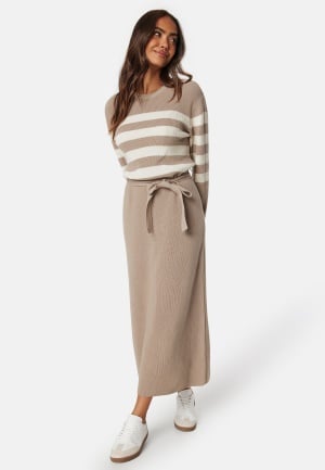 Happy Holly Striped O-neck  Knitted Dress Ljusbeige/Striped 32/34
