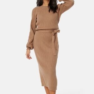 BUBBLEROOM Round Neck Rib Knitted Midi Dress  Light brown XS