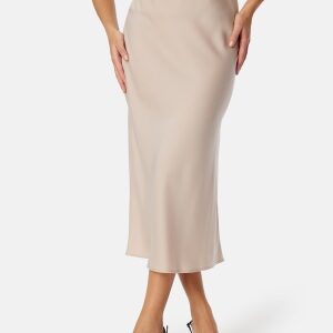 BUBBLEROOM Demi Midi Satin Skirt Light nougat 46