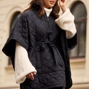 BUBBLEROOM Hiri Quilted Poncho Black S/M