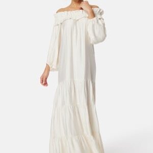 Bubbleroom Occasion Off Shoulder Maxi Dress White XS