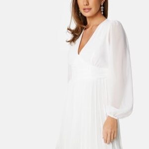 Bubbleroom Occasion Pleated L/S Chiffon Dress White XS