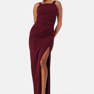 Bubbleroom Occasion Square neck slit maxi dress Wine red S