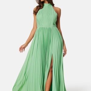 Bubbleroom Occasion Pleated Halter Neck Gown Green 38