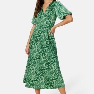 Bubbleroom Occasion Yvie Dress Green / Patterned 34