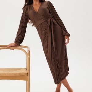 BUBBLEROOM  Pleated Wrap Dress Brown S