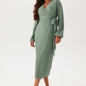 BUBBLEROOM  Pleated Wrap Dress Dusty green S