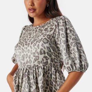 BUBBLEROOM Round Neck Puff Sleeve Blouse  Leopard S