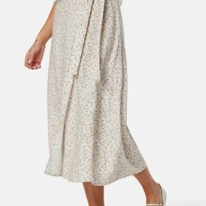 BUBBLEROOM Salma Viscose Wrap Skirt Offwhite/Patterned XS