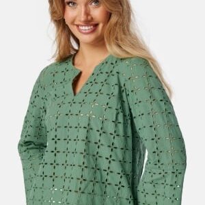 Happy Holly Noralie Broderie Anglaise Blous Green 40/42