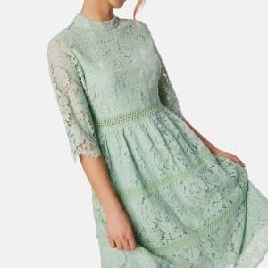 Happy Holly Madison lace dress Light mint 48