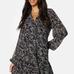 Object Collectors Item Objmila Gia L/S Dress Black AOP:Sandshell 34