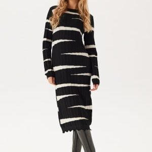 Object Collectors Item Objmaren Knit Re L/S Dress Black Detail:white Sand S