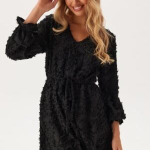 ONLY Onlcammie L/S V-NECK FRILL DRE Black L