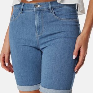 ONLY Onlrain Life Mid Denim Shorts Light Blue Denim XS