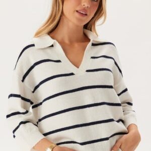 Pieces Pcmikela 3/4 V-NECK POLO KNIT  Cloud Dancer Stripes:maritime  S