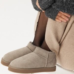 Shepherd Glasgow Sheepskin Boots Stone 36