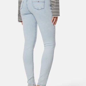 TOMMY JEANS Nora MD Skinny 1AB Denim Light 27/32