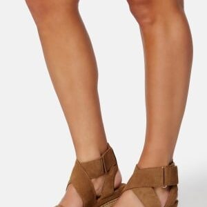 UGG Ileana Ankle Wedge Chestnut 37