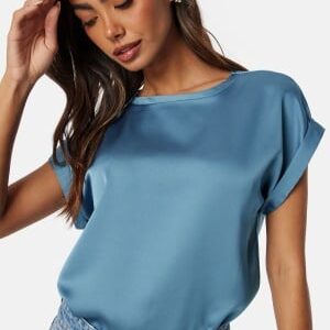 VILA Viellette S/S Satin Top Cornflower blue 34