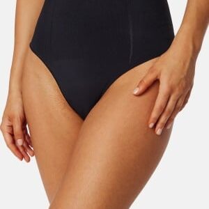 DORINA Absolute Sculpt Shaping Mid Waist Thong Black XS