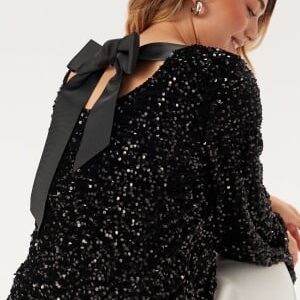 Pieces Pckam Ls Deep Back Bow Top Black Detail:black Sequins XS